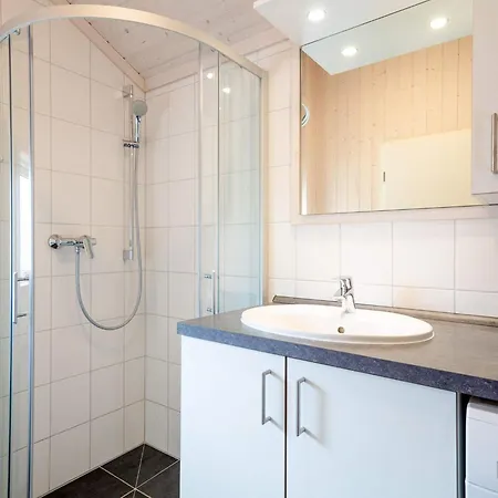 Σπίτι διακοπών With Partially Covered Terrace Großenbrode